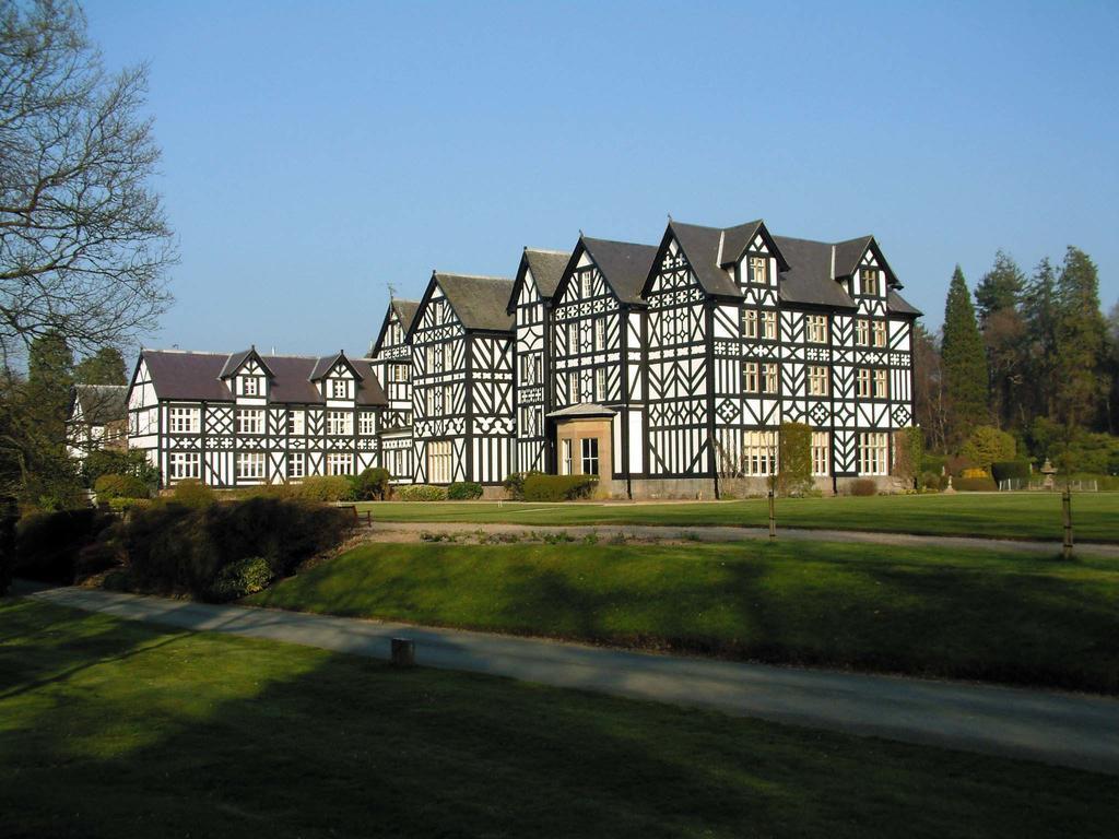 Gregynog Hall Tregynon Exterior foto
